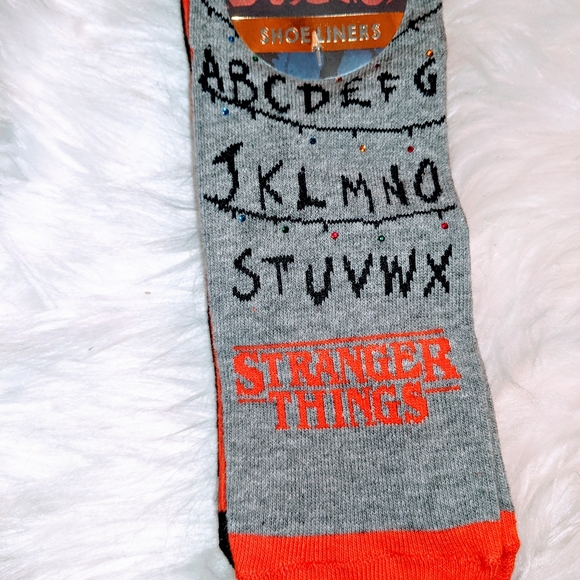 Stranger Things Socks - Picture 4 of 4